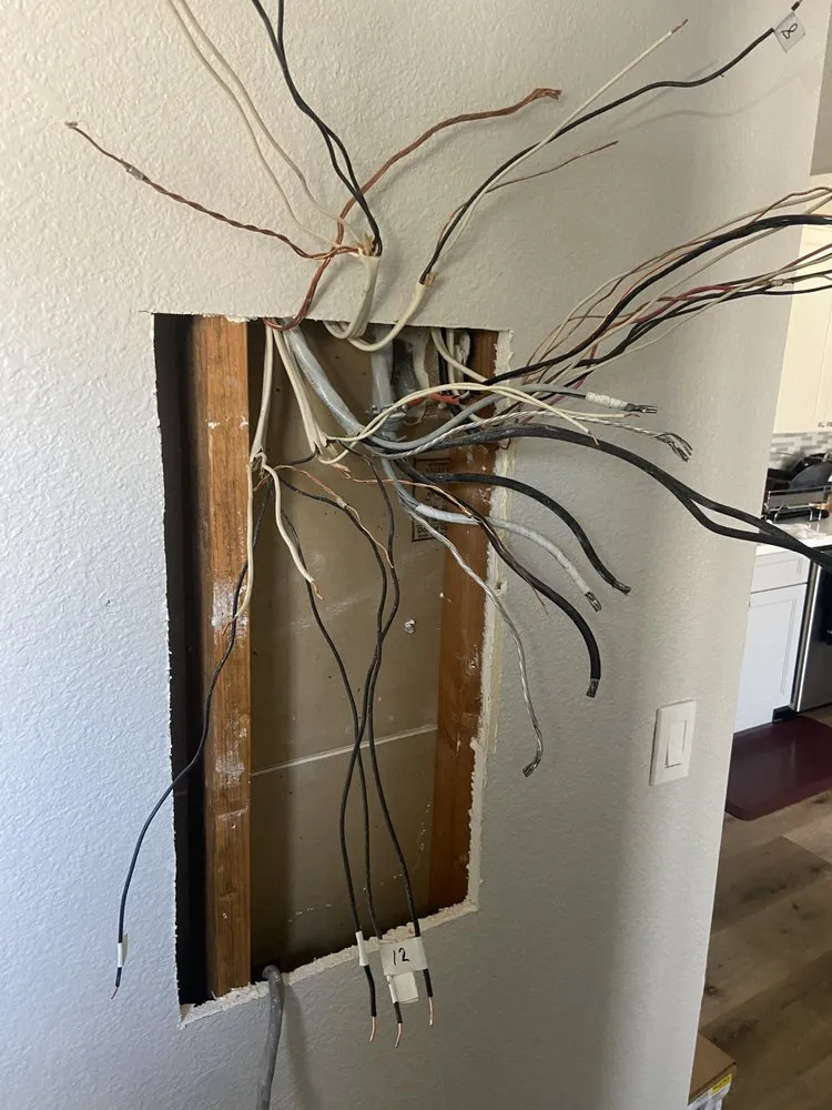 Slide of Jason Dodson Handyman