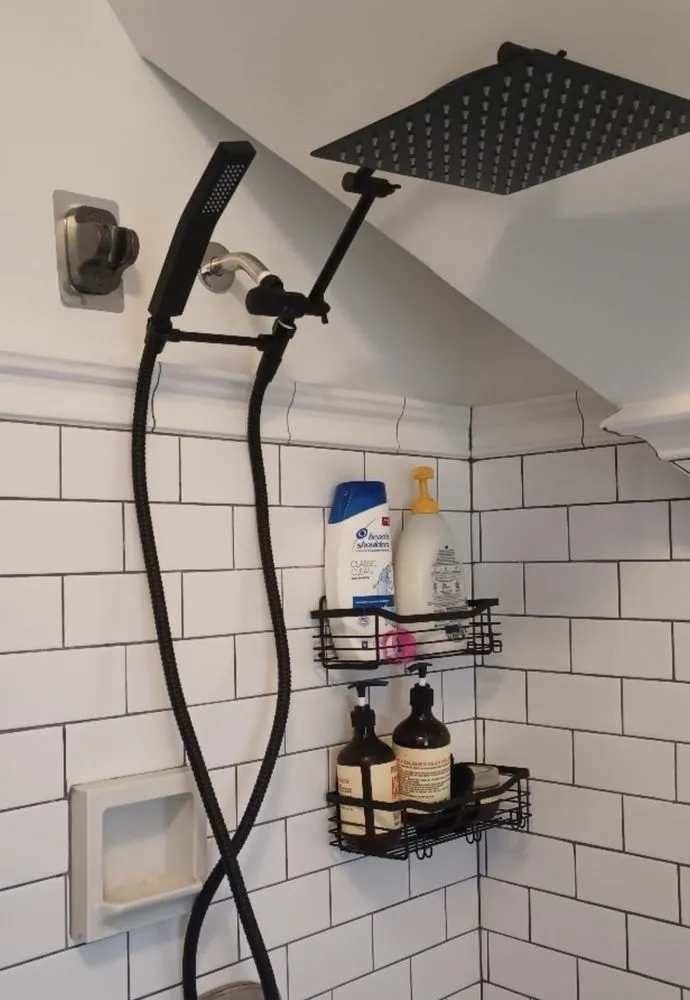 Slide of Jayleen Richardson Plumbing