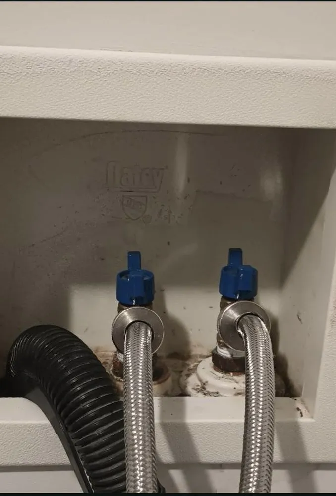 Slide of Jayleen Richardson Plumbing