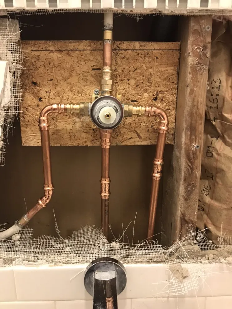 Quality emergency plumbing experts serving Lindenhurst, NY - J&B Drain Cleaning and Plumbing Service