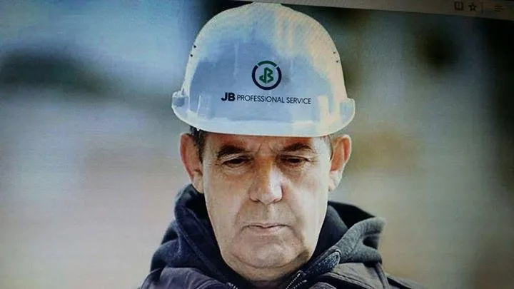 Slide of JB Professional Service