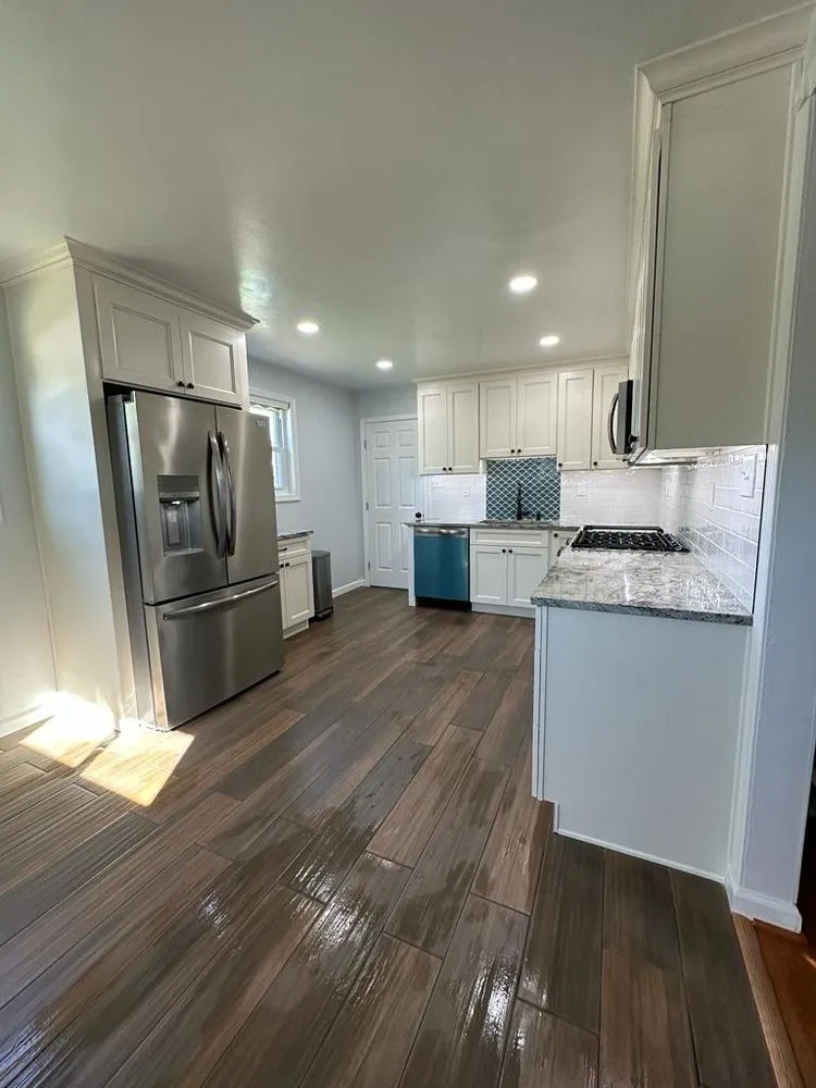 Slide of JD Contractor