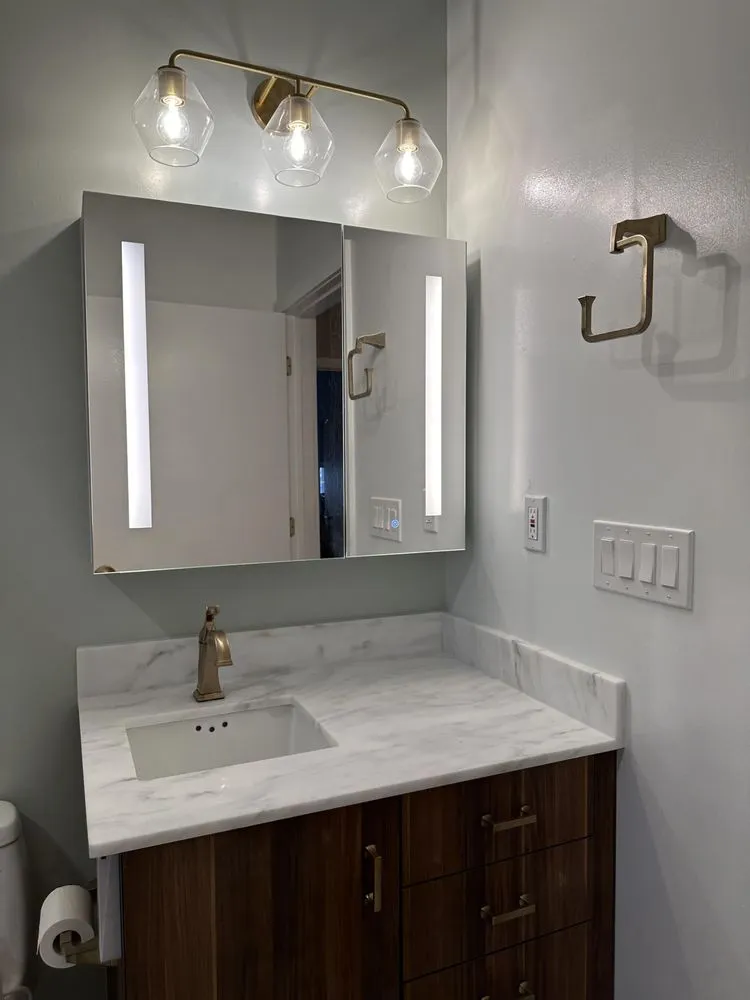 Slide of JD Contractor