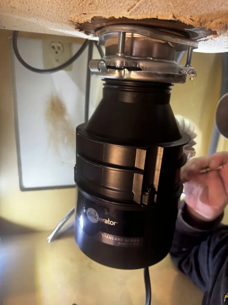 Slide of J&D Handy Service