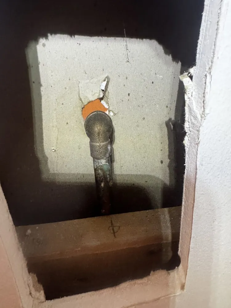 Slide of J&D Handy Service