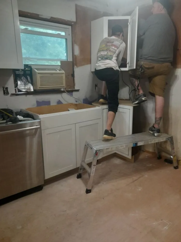 Slide of J&D Handyman Service