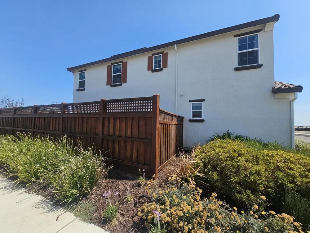 Slide of JD Tracy Handyman