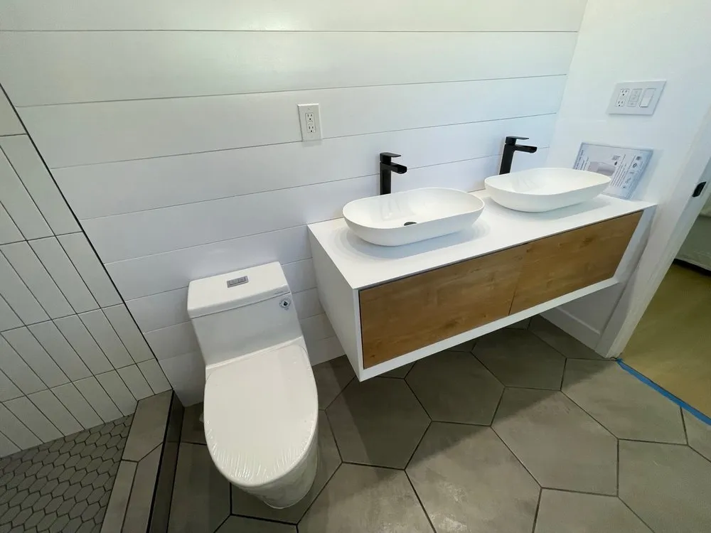 Slide of J&E Plumbing