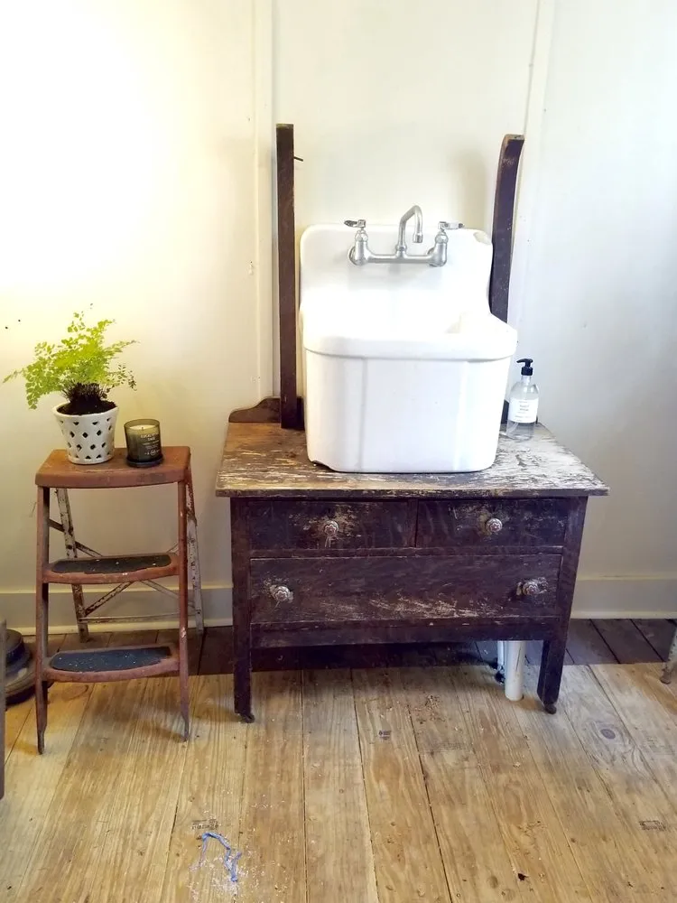 Slide of Jeds Plumbing