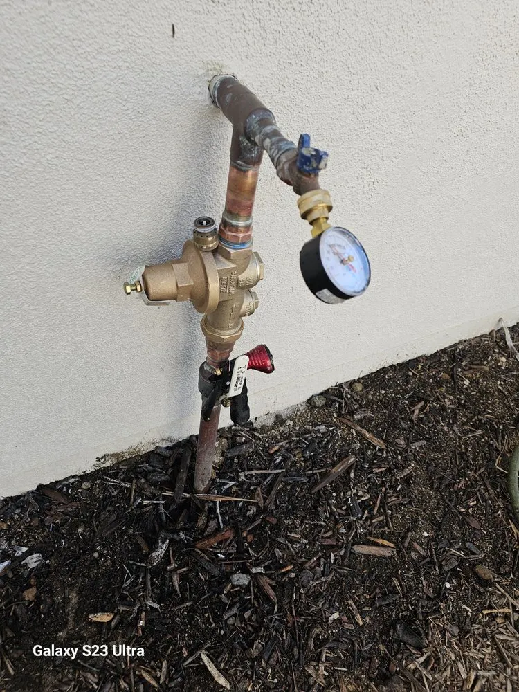 Slide of Jeg's Modern Plumbing