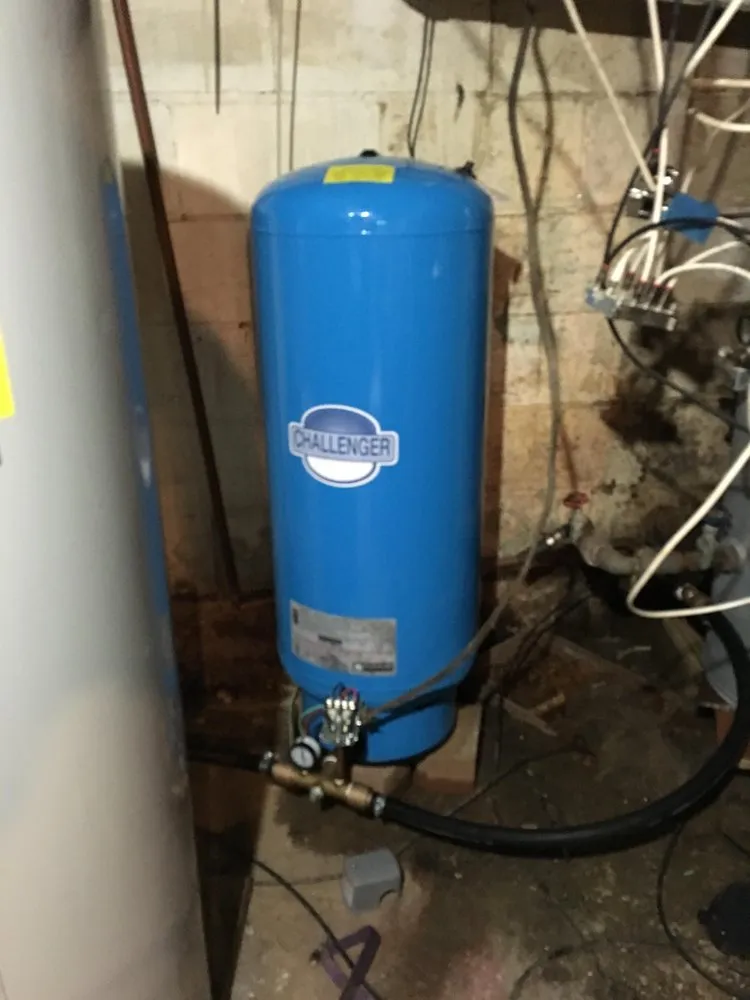 Slide of Jerry Williams Pump & Well Service