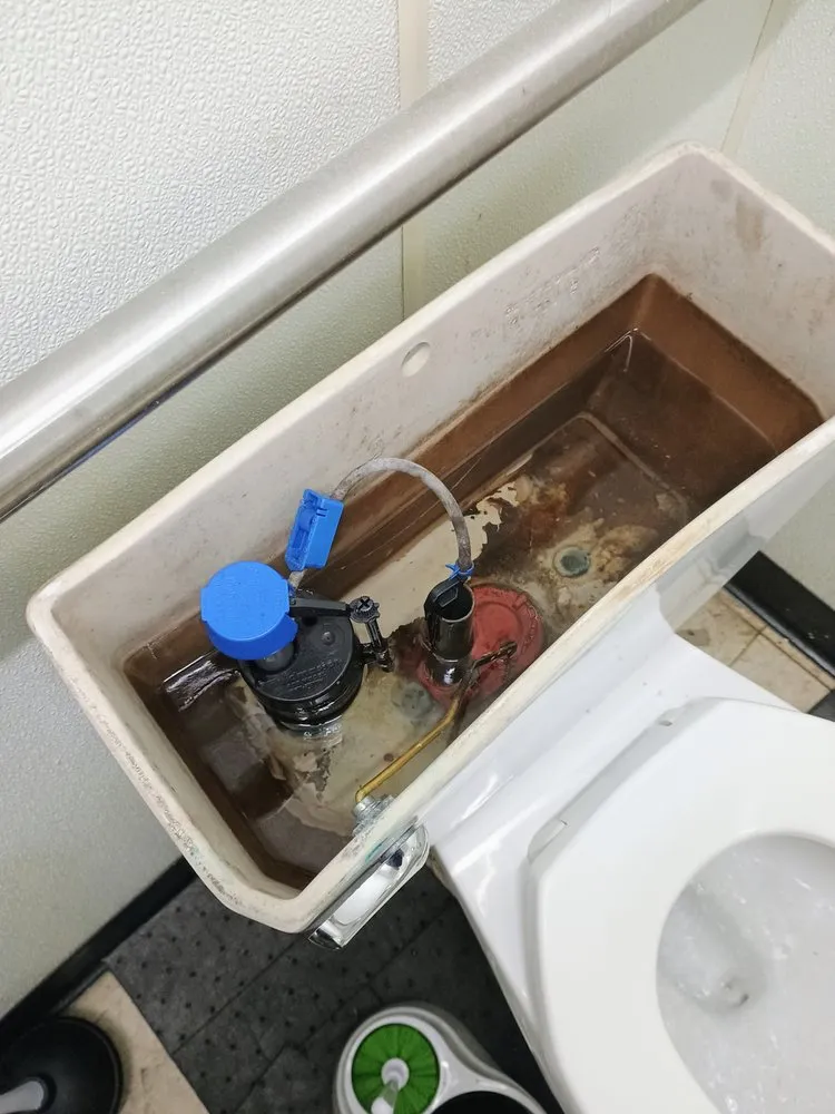 Slide of Jerry's Handyman Service