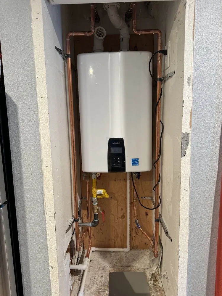 Slide of Jesse Diaz Plumbing