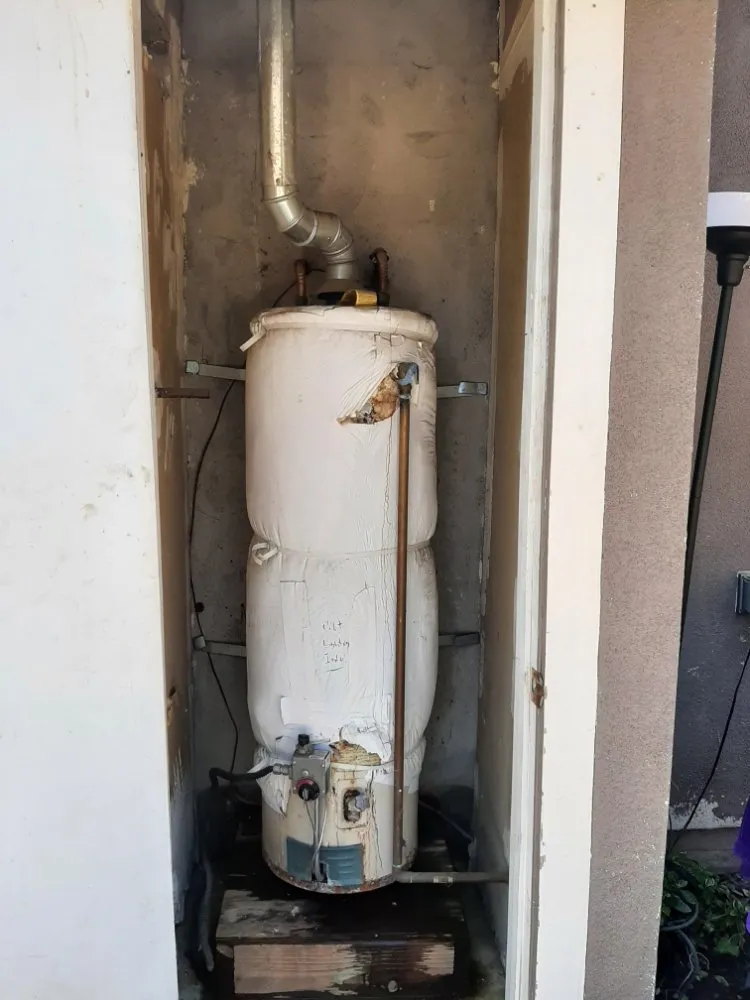 Slide of Jesse The Handyman