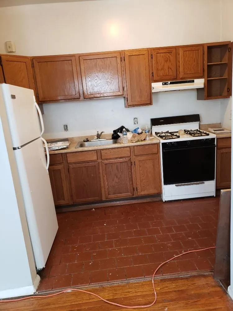 Slide of Jessica's Sons Home Improvement