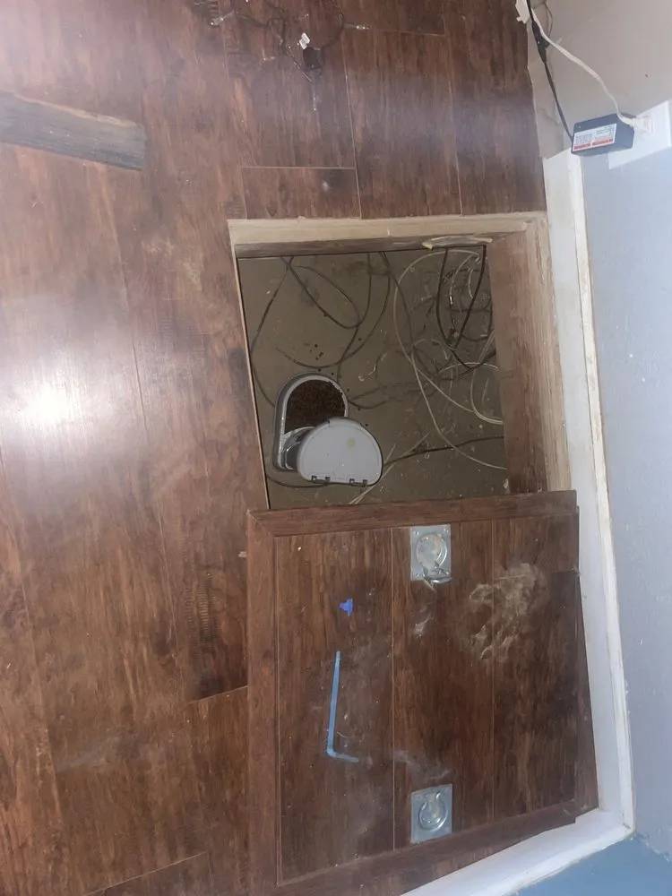 Slide of Jet's Electrical & Plumbing