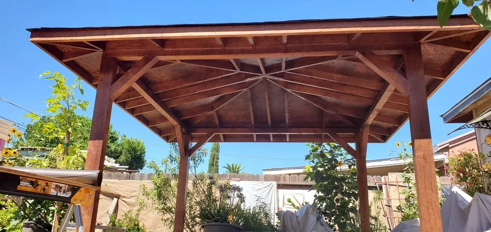 Slide of J&H Cons Tech