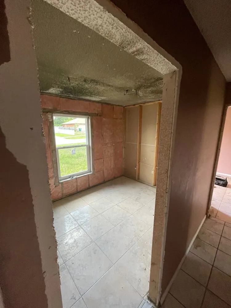 Slide of Jhon's handyman Services