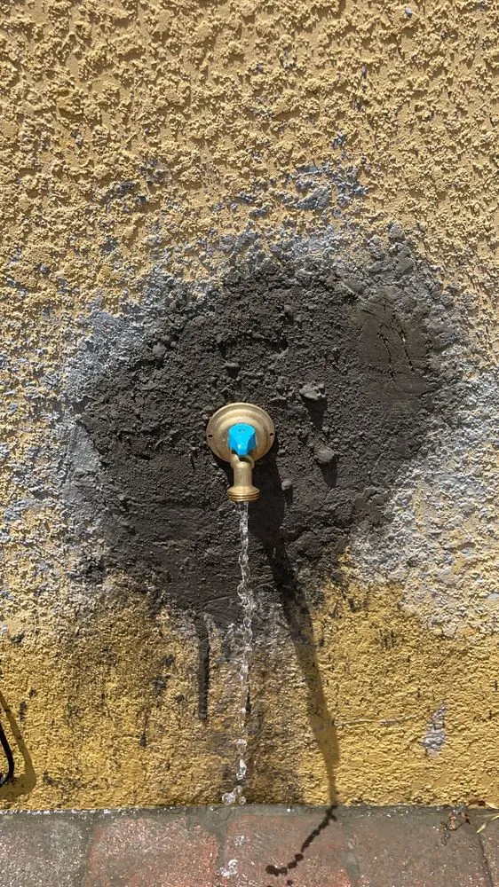 Slide of Jhon's handyman Services