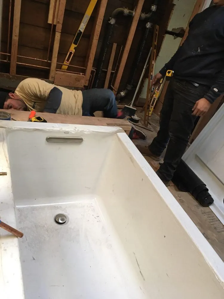 Slide of Jhony's plumbing services