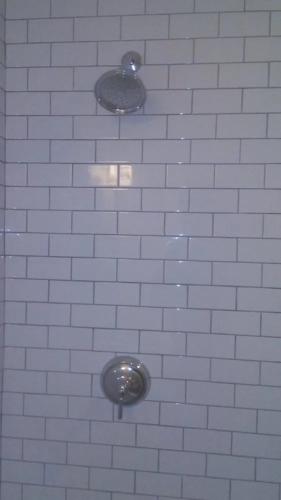 Slide of Jhony's plumbing services