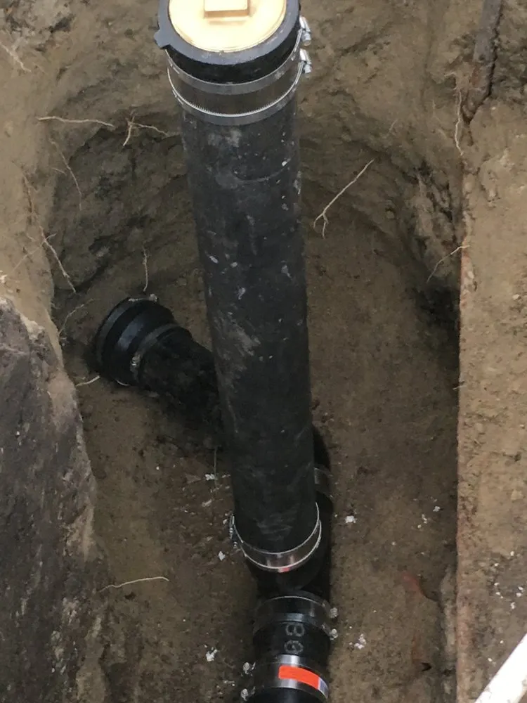 Slide of Jhony's plumbing services