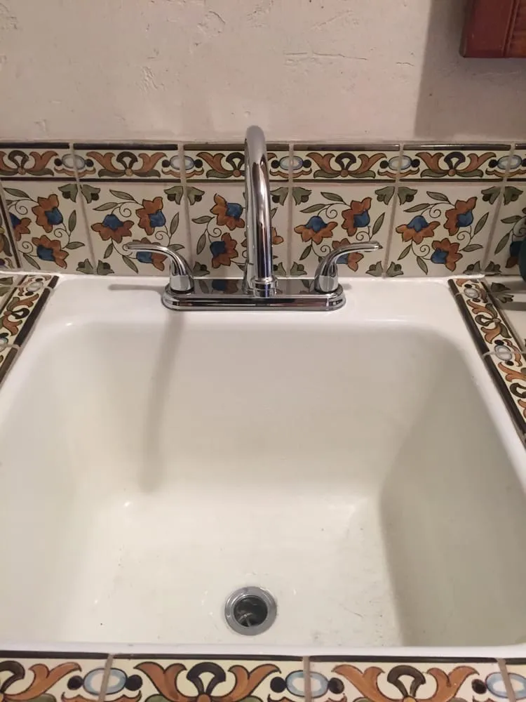 Slide of Jimenez Plumbing Marin