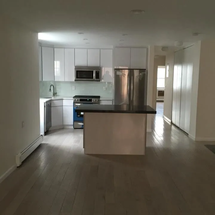 Slide of Jinga Construction