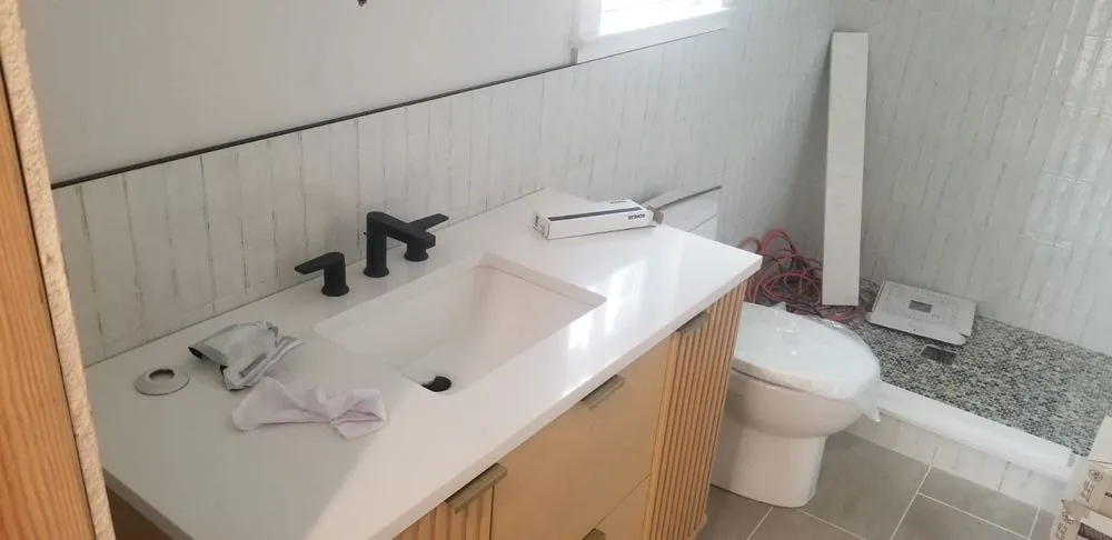 Professional emergency plumbing experts serving East Orange, NJ - J&J Plumbing, Heating & Cooling