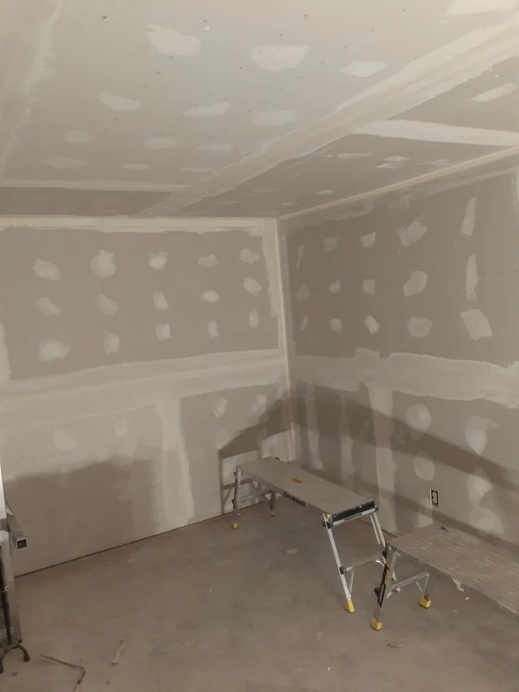 Slide of JJ Roberts Handyman services