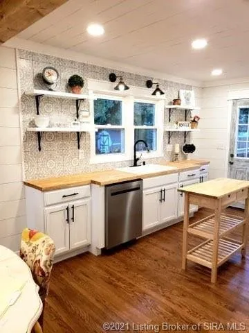 Slide of JJG Remodeling