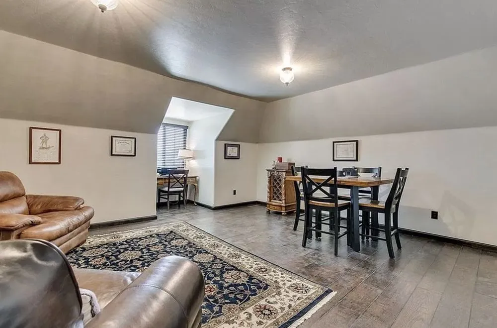 Slide of J&L Construction & Remodeling