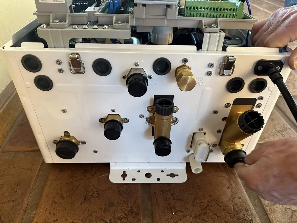 Emergency pipe repair for homes in Truckee, CA by J&L Plumbing & Constructions