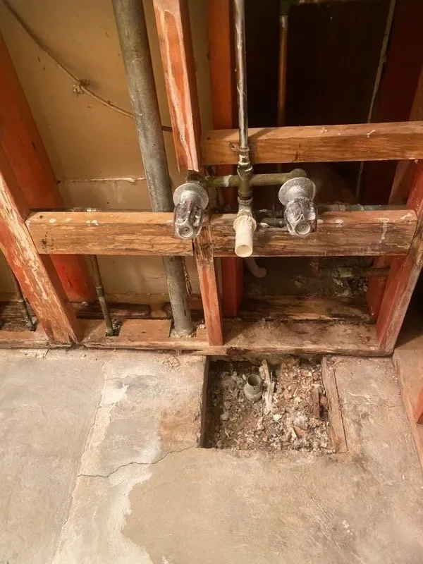 Slide of J&L Plumbing