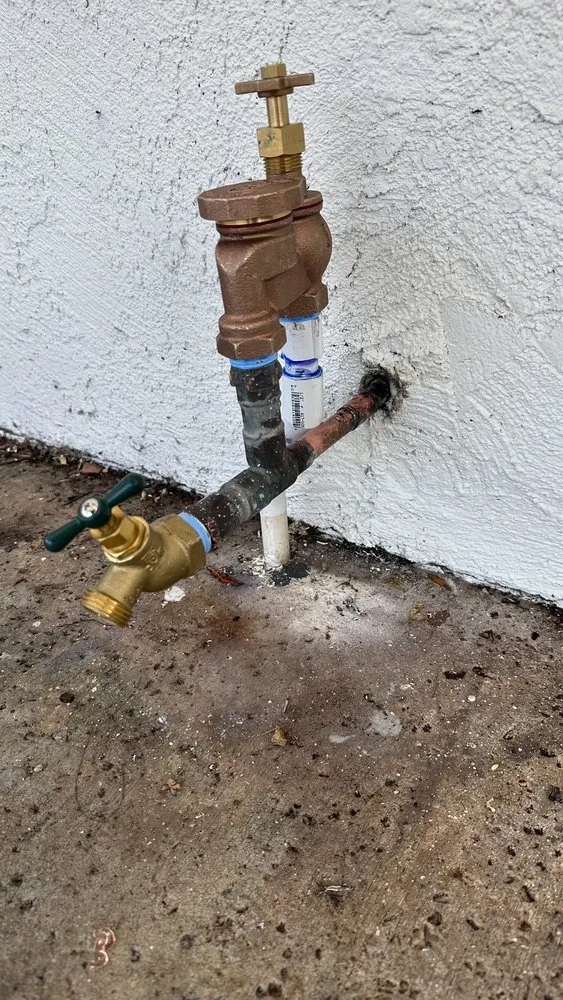 Slide of J&L Plumbing Services