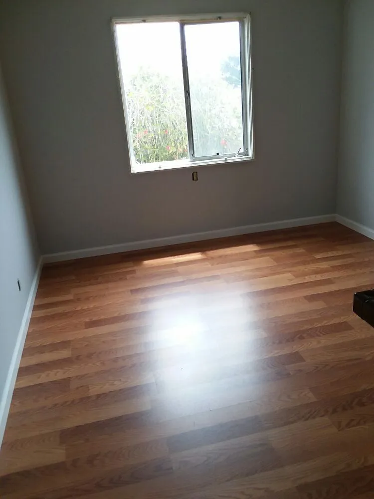 Slide of JM Handy Repairs