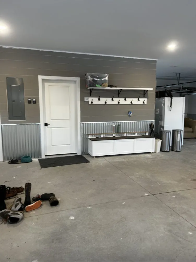 Slide of JM Handyman Company