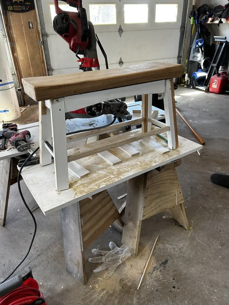 Slide of JM Handyman Company