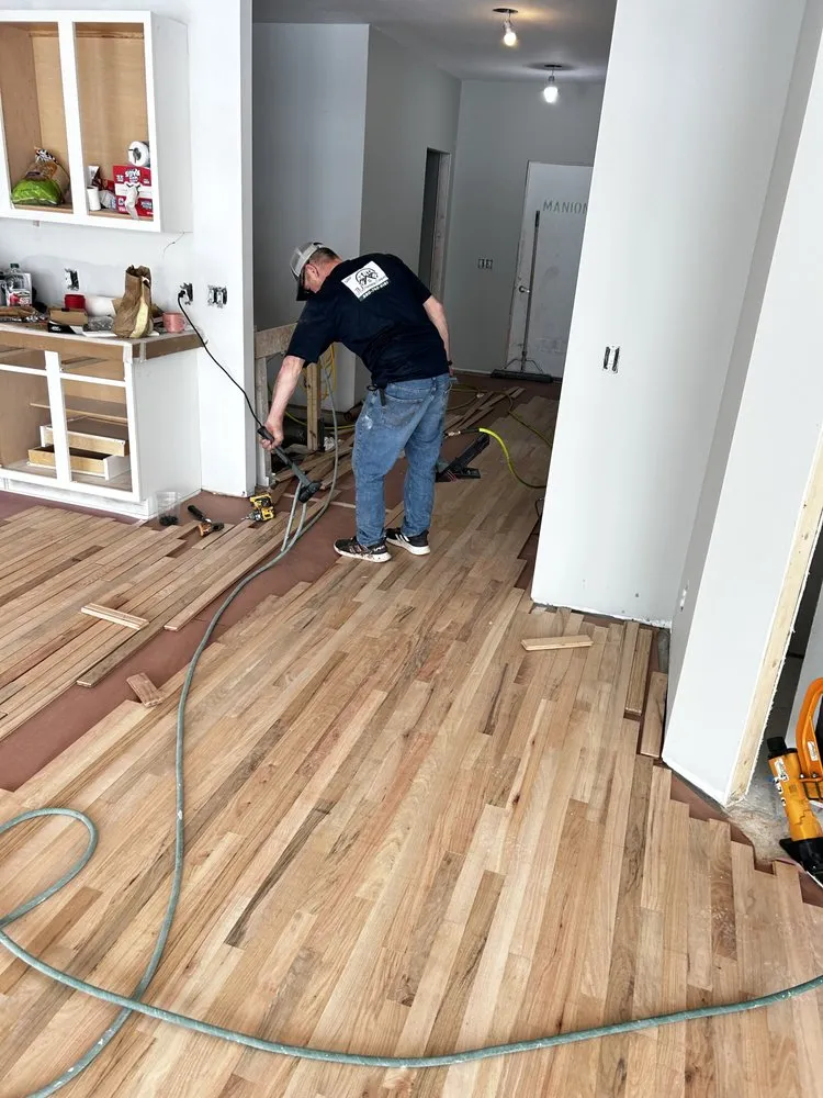 Slide of JM Handyman Company