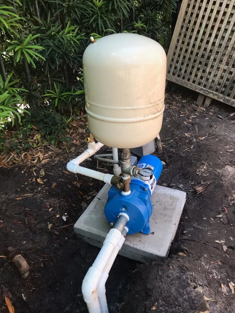 Slide of J&M Handyman, Pump and Well