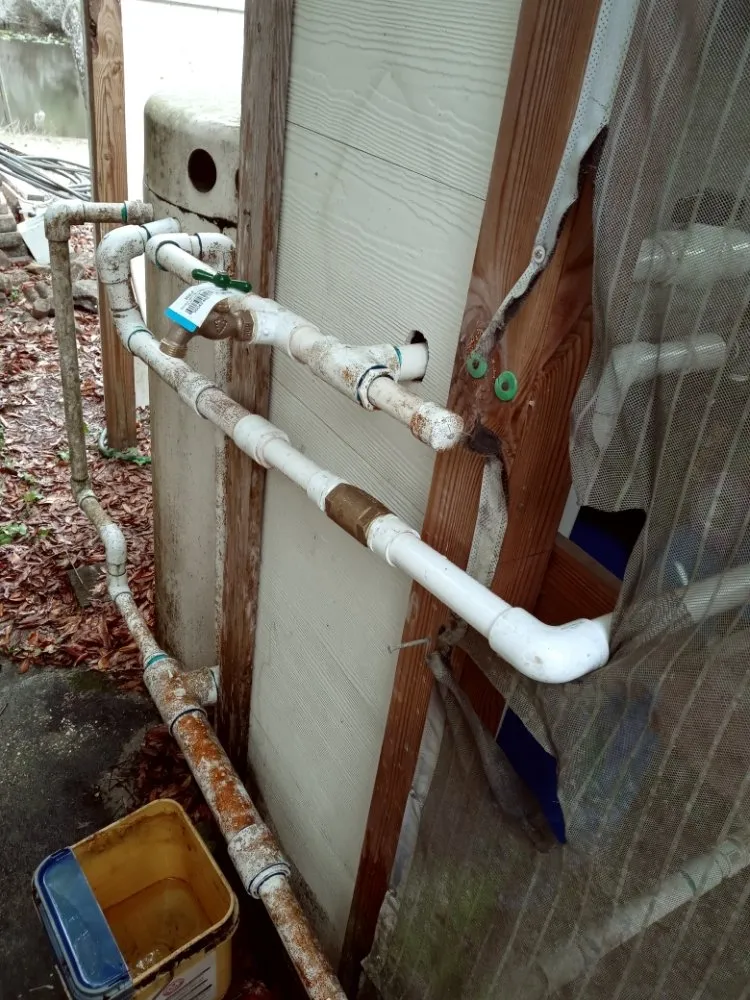 Slide of J&M Handyman, Pump and Well