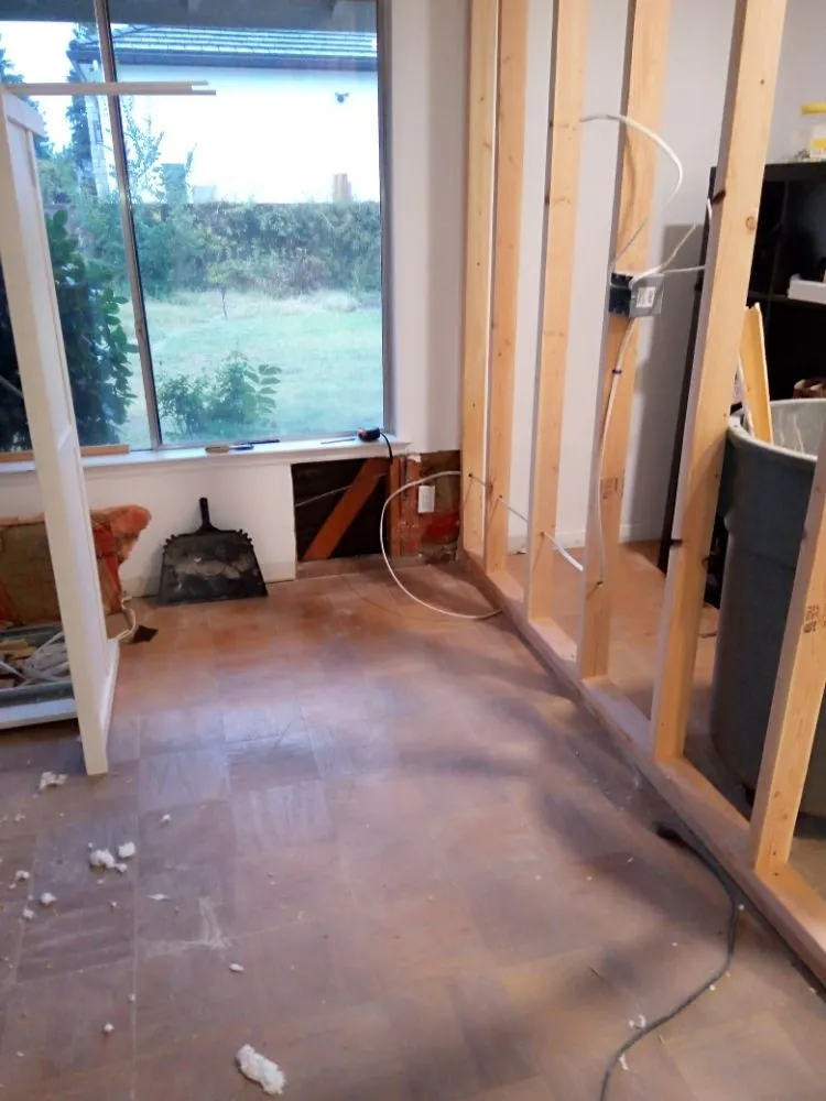 Slide of J&M Handyman Service