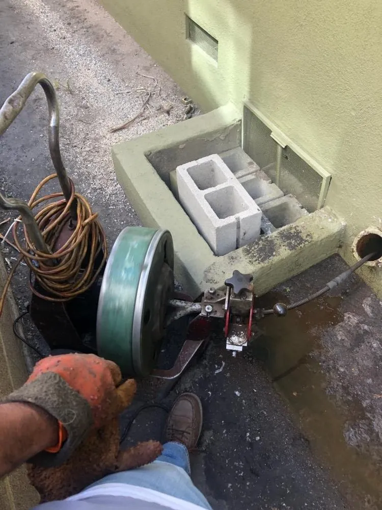 Slide of JM Plumbing Pros