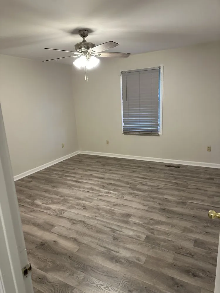 Slide of JMJ Construction