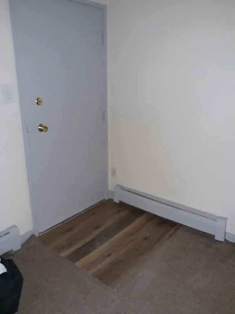 Slide of J&O Handy Services