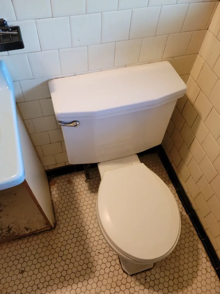 Slide of Joe's Plumbing and Drain Cleaning