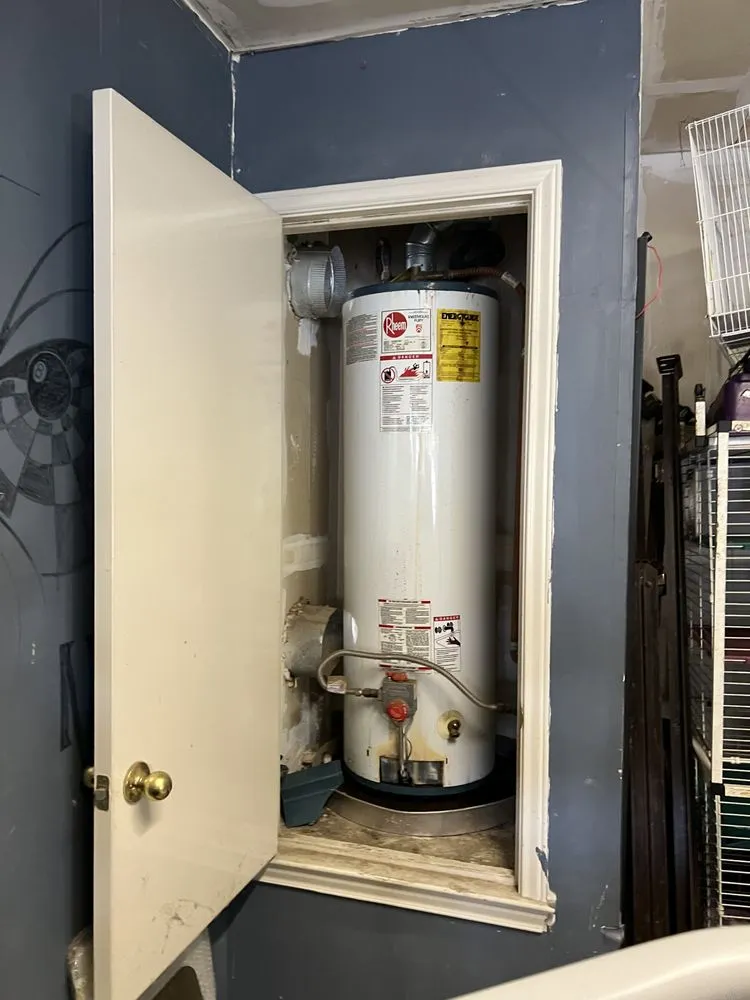 Slide of Johnny Pipes Plumbing