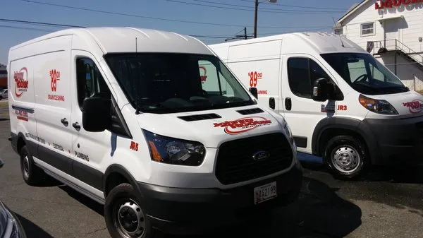 Johnny Rooter Services Logo