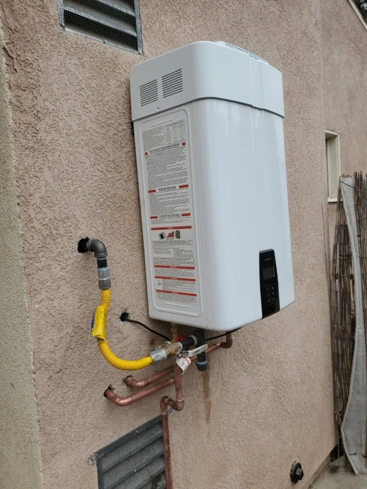 Emergency pipe repair for homes in Lancaster, CA by Johnny's Plumbing and Rooter