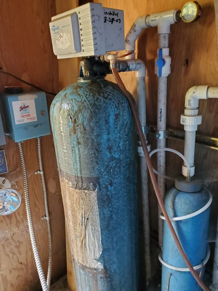 Slide of John's Plumbing & Pumps